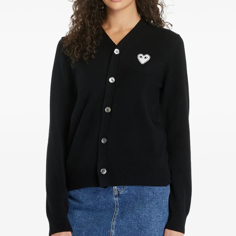New PLAY Comme de Garcon Black w/ White Heart Cardigan - Picture 2 of 7
